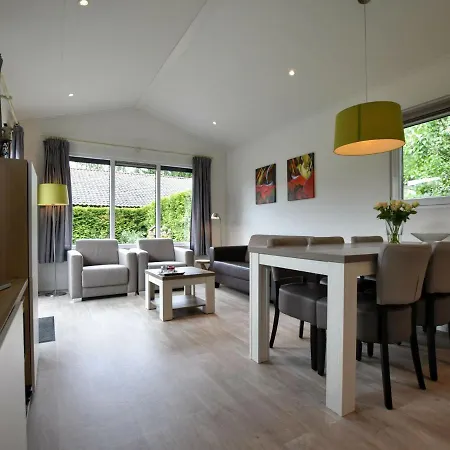 Chalet Spacious In With Garden