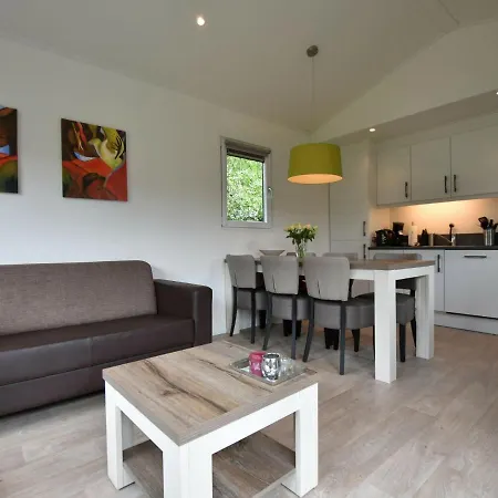 Chalet Spacious In With Garden
