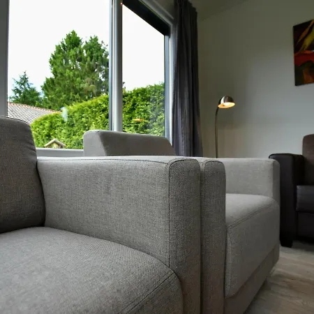 Chalet Spacious In With Garden